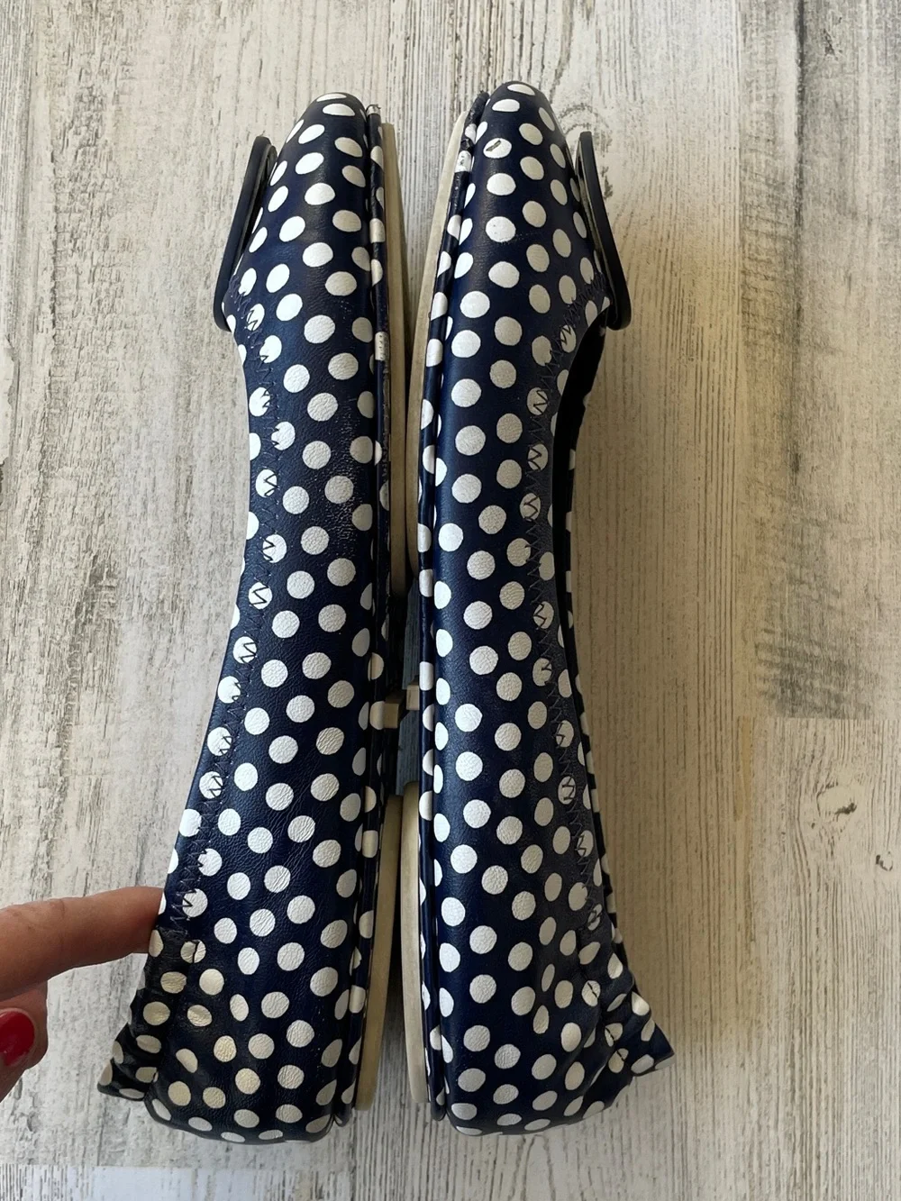 Tory Burch Navy Polka Dot Reva Ballet Flat 8.5 Nautical Dots Leather EUC